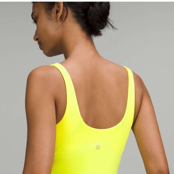 Lululemon athletic tank - Picture 3 of 7